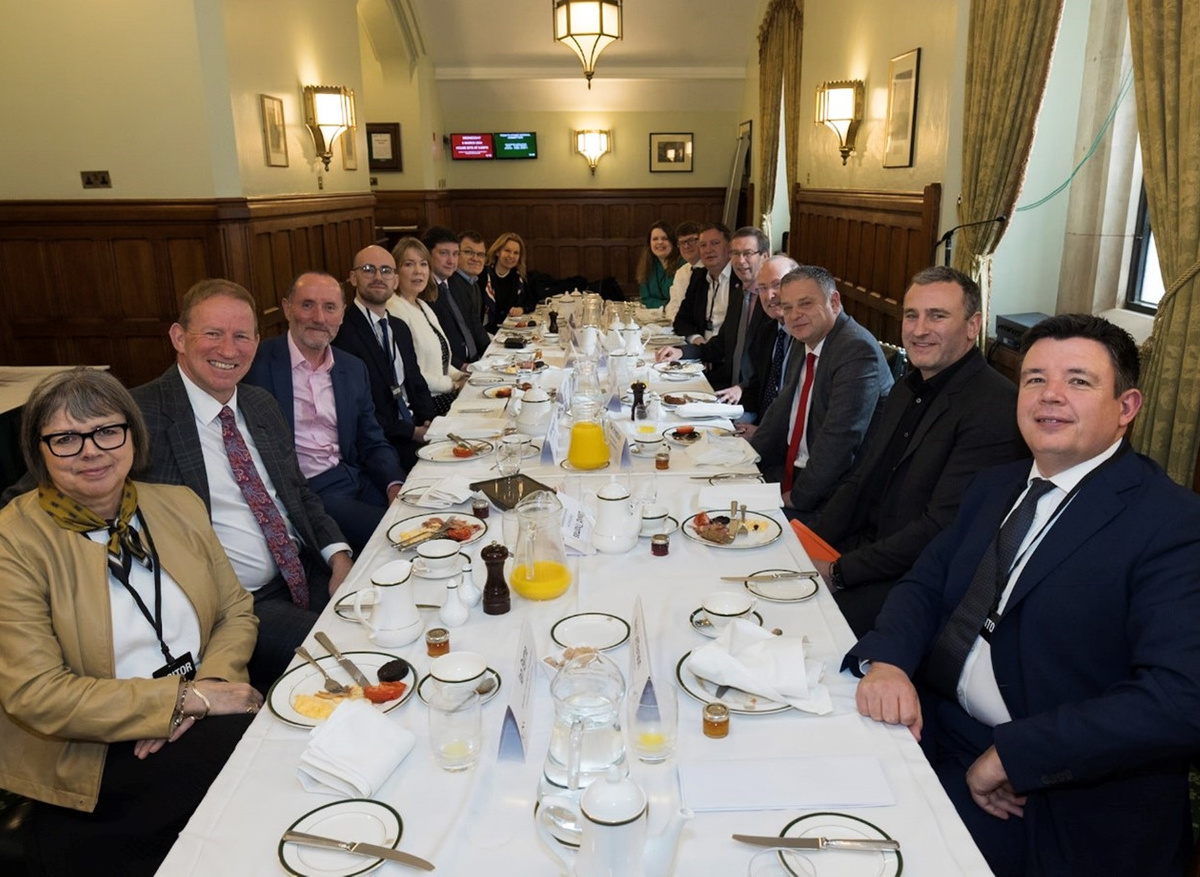 Parliamentary Roundtable attendees